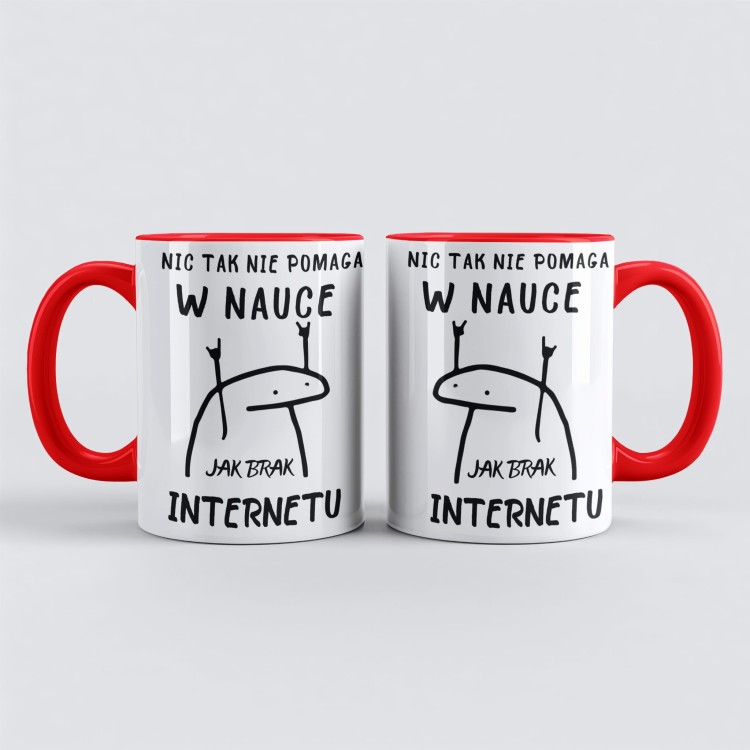 czerwony kubek z napisem „Nic tak nie pomaga w nauce jak brak internetu”