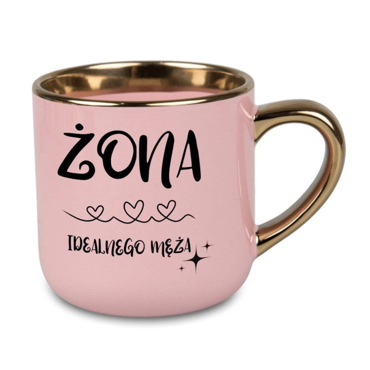 Różowy kubek z napisem Żona idealnego męża, złote ucho, personalizacja imieniem