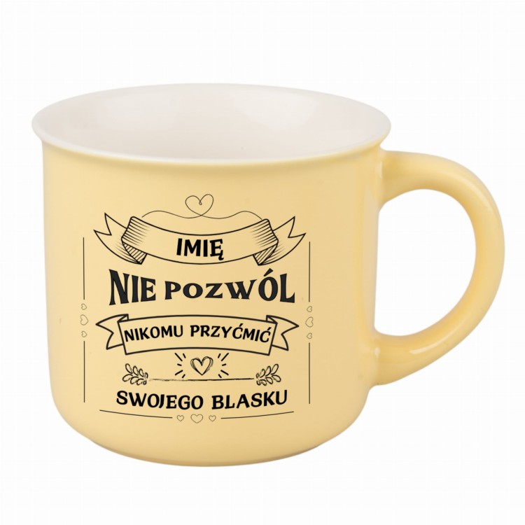kubek porcelanowy personalizowany żółty 360 ml z imieniem i cytatem motywacyjnym