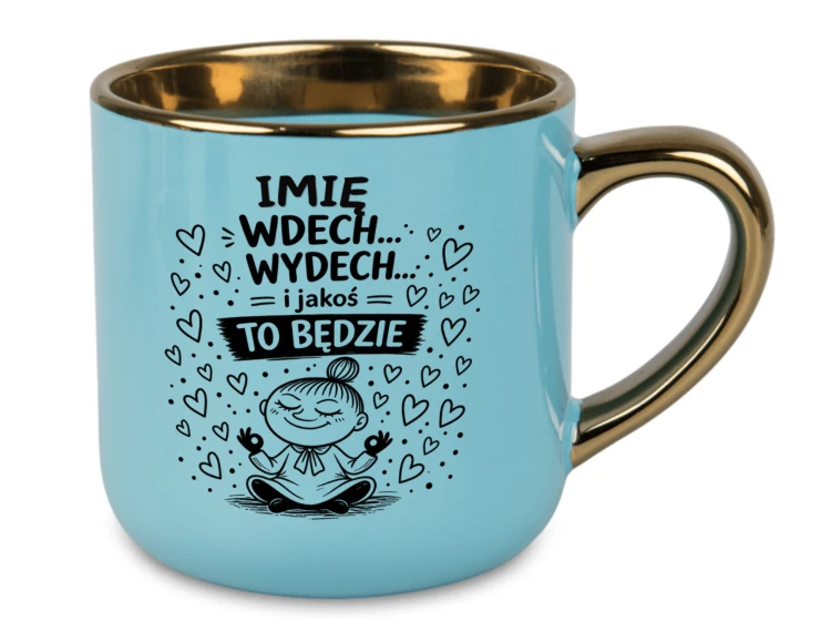 Elegancki kubek ze złotym rantem i personalizacją z kobiecym imieniem oraz grafiką medytacji