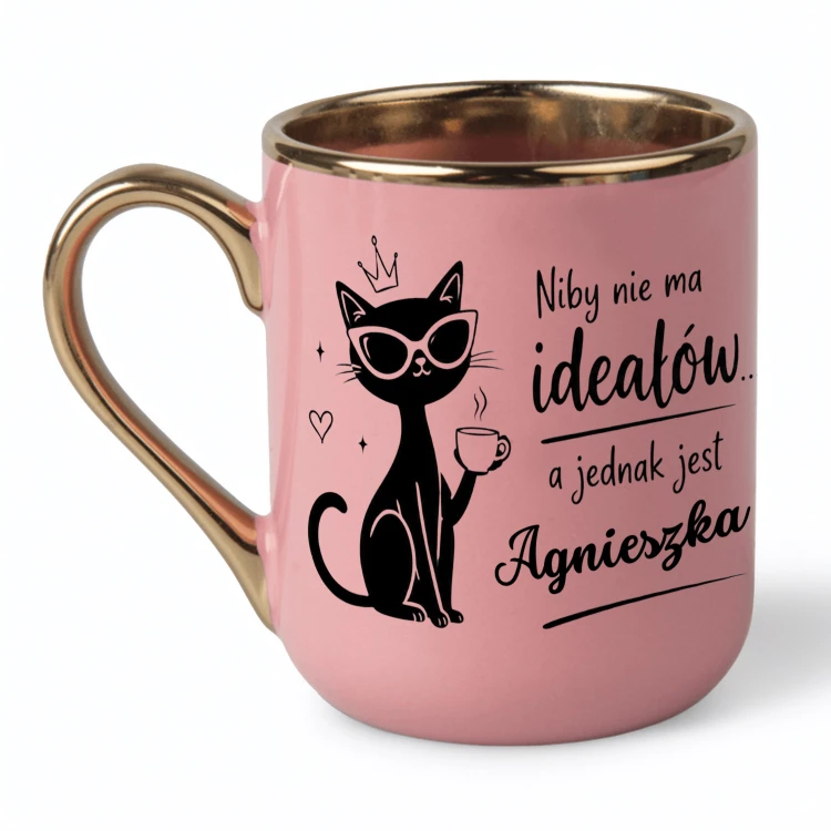 Personalizowany różowy kubek Elegant 330 ml ze złotym uchem i rantem – Niby nie ma ideałów