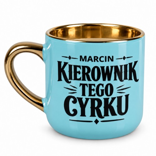Jasnoniebieski kubek z imieniem Kierownik tego cyrku 400 ml Elegant