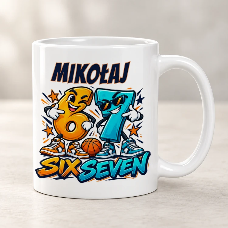 Biały kubek Six Seven z imieniem 330 ml z kolorową grafiką cyfr 6 i 7 na dekoracyjnym tle