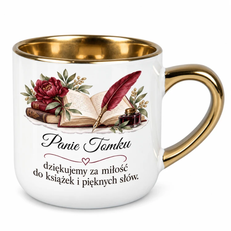 Biały kubek Elegant 400 ml z napisem „Panie Tomku”, książkami, piórem i kałamarzem – złote ucho po prawej